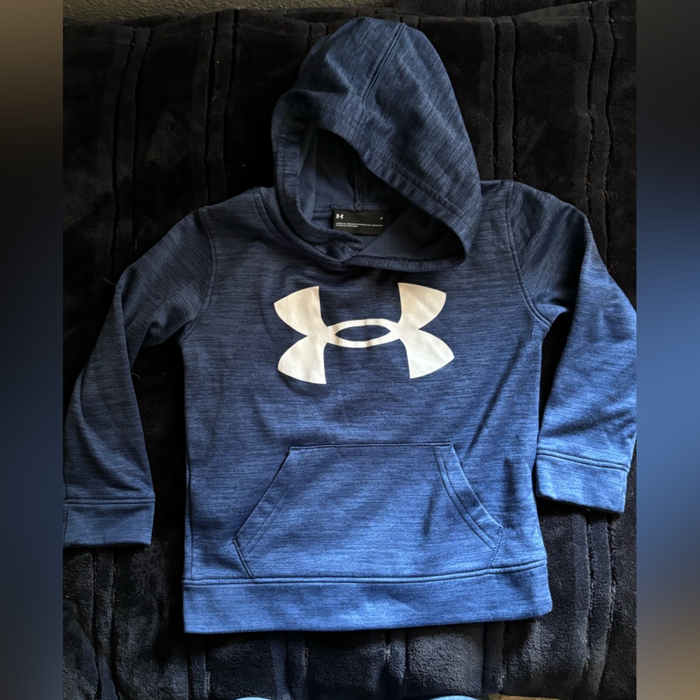 Boy’s clothes